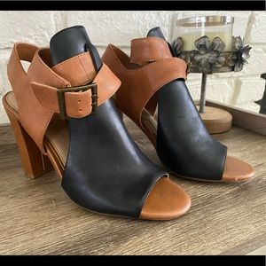 Gianni Bini block heel